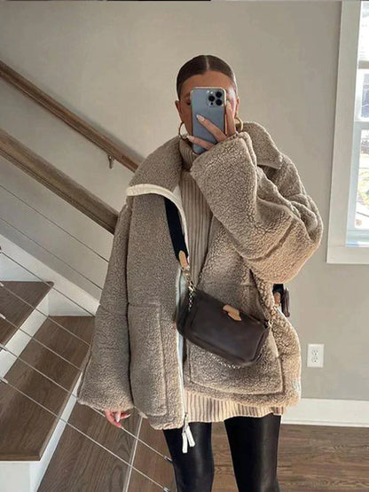 Kuscheliger Teddyfleece-Reißverschluss
